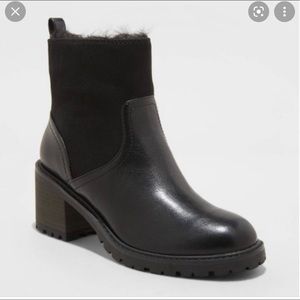 Women Faux Fur Ankle boots